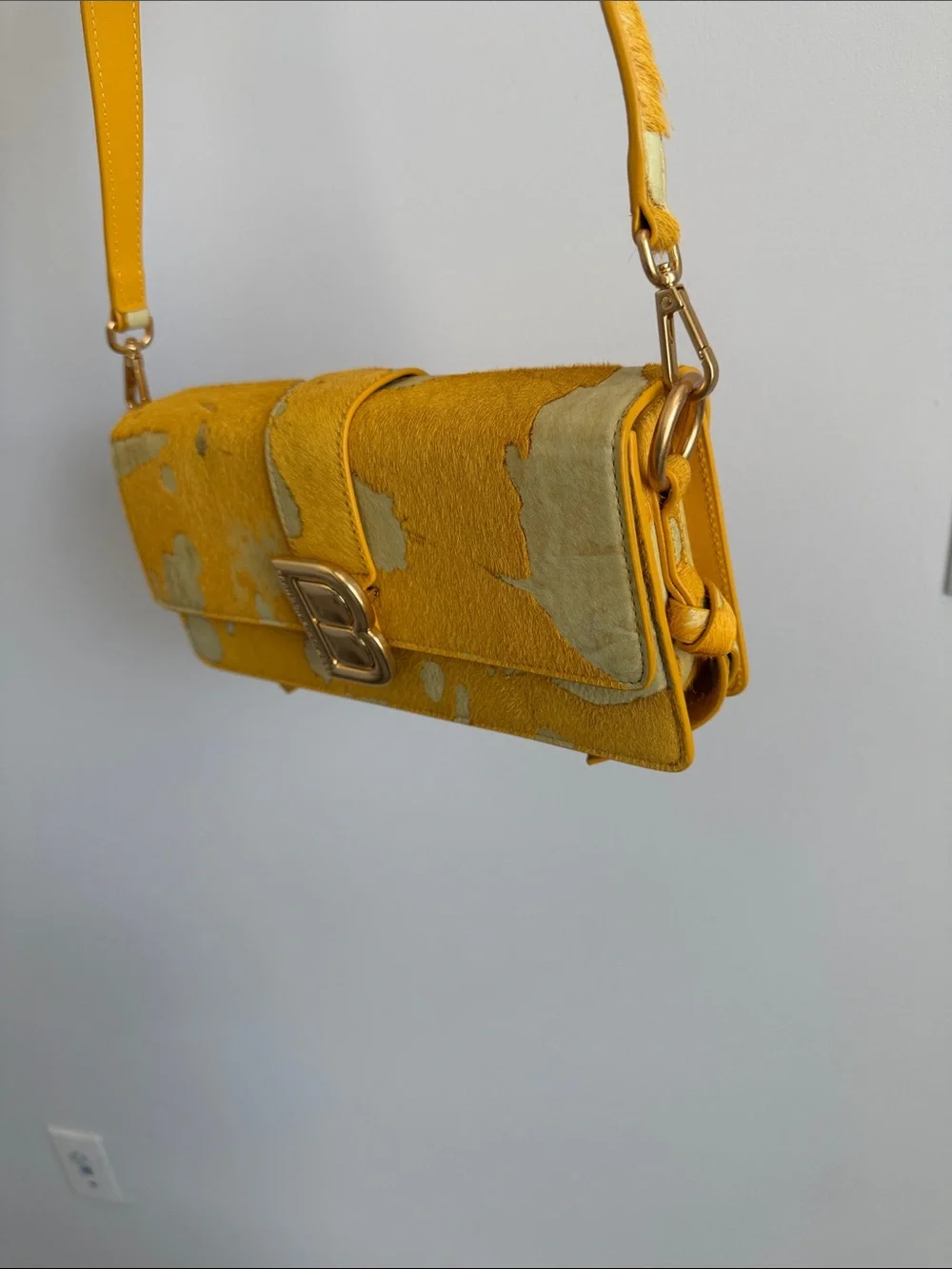 Brandon Blackwood Yellow Patterned Leather Shoulder Bag with Gold B Hardware